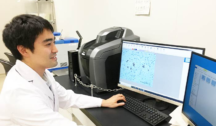 吉原雅大さん（ヒューマニクス4年生）が作製した遺伝子組換えマウスが理化学研究所の「今月のマウス」に選ばれました。